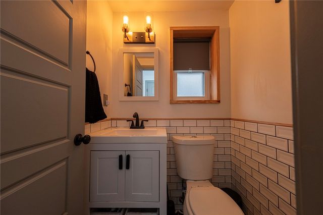 7608 Cheyenne St, Swissvale, PA 15218