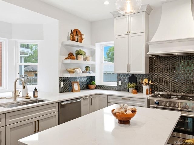 2831 N Gaylord Street, Denver, CO 80205