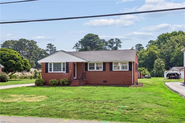 97 Cedar RD, Poquoson, VA 23662