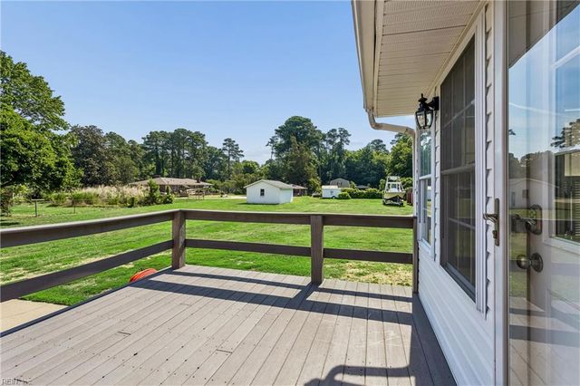 97 Cedar RD, Poquoson, VA 23662