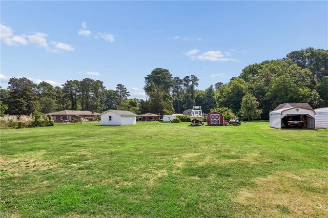 97 Cedar RD, Poquoson, VA 23662