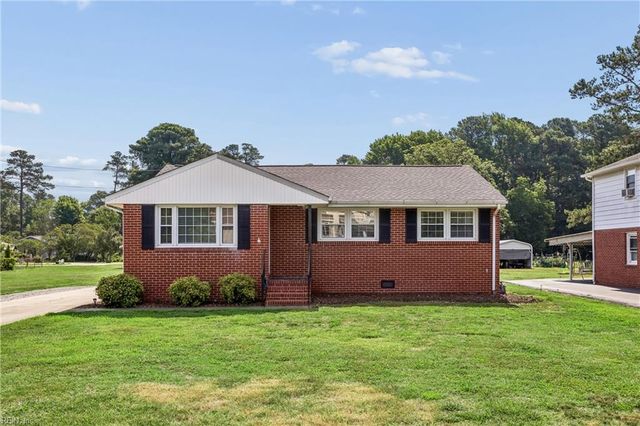 97 Cedar RD, Poquoson, VA 23662
