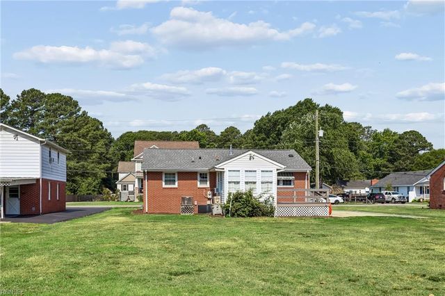 97 Cedar RD, Poquoson, VA 23662