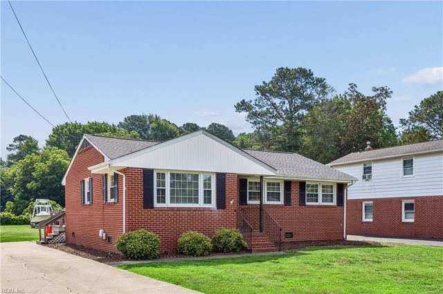 97 Cedar RD, Poquoson, VA 23662