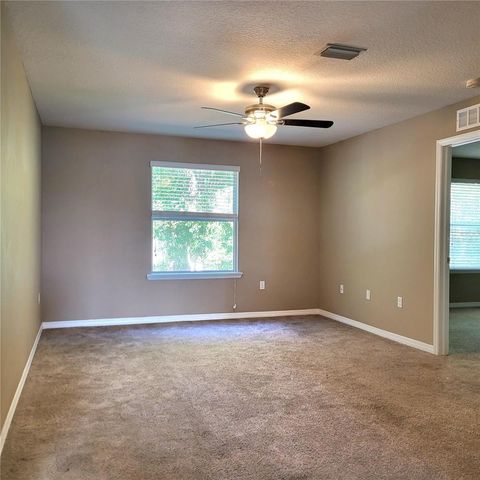 36142 LAGUNA HILLS CIRCLE, Zephyrhills, FL 33541