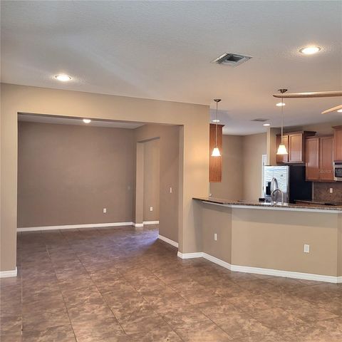 36142 LAGUNA HILLS CIRCLE, Zephyrhills, FL 33541