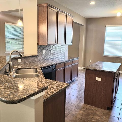 36142 LAGUNA HILLS CIRCLE, Zephyrhills, FL 33541