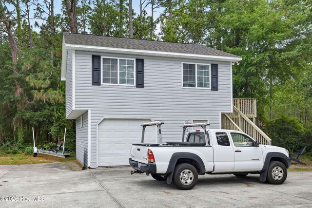 400 Beasley Road, Wilmington, NC 28409
