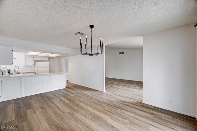 7101 Carrondale Way, Las Vegas, NV 89128