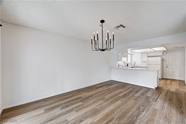 7101 Carrondale Way, Las Vegas, NV 89128