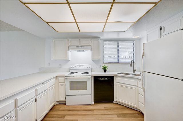 7101 Carrondale Way, Las Vegas, NV 89128