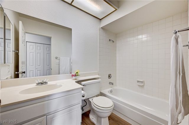 7101 Carrondale Way, Las Vegas, NV 89128