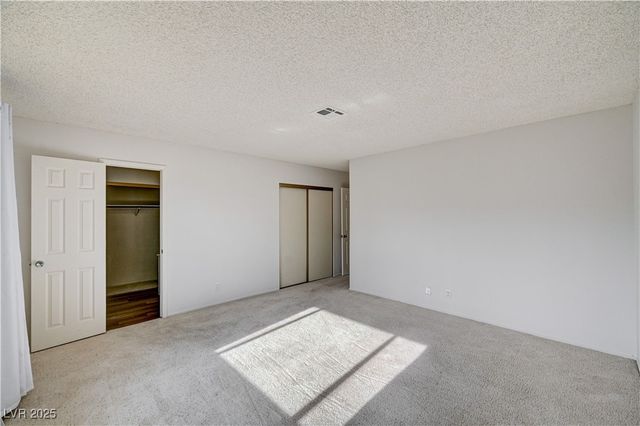 7101 Carrondale Way, Las Vegas, NV 89128