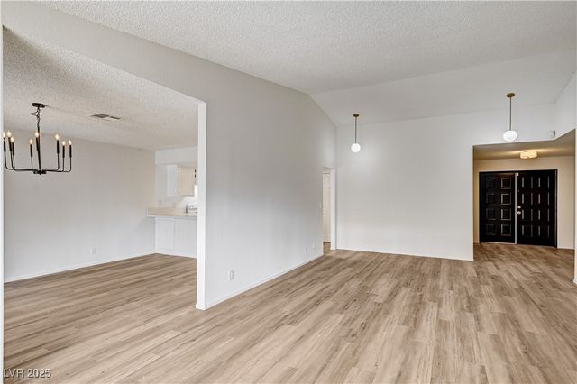 7101 Carrondale Way, Las Vegas, NV 89128