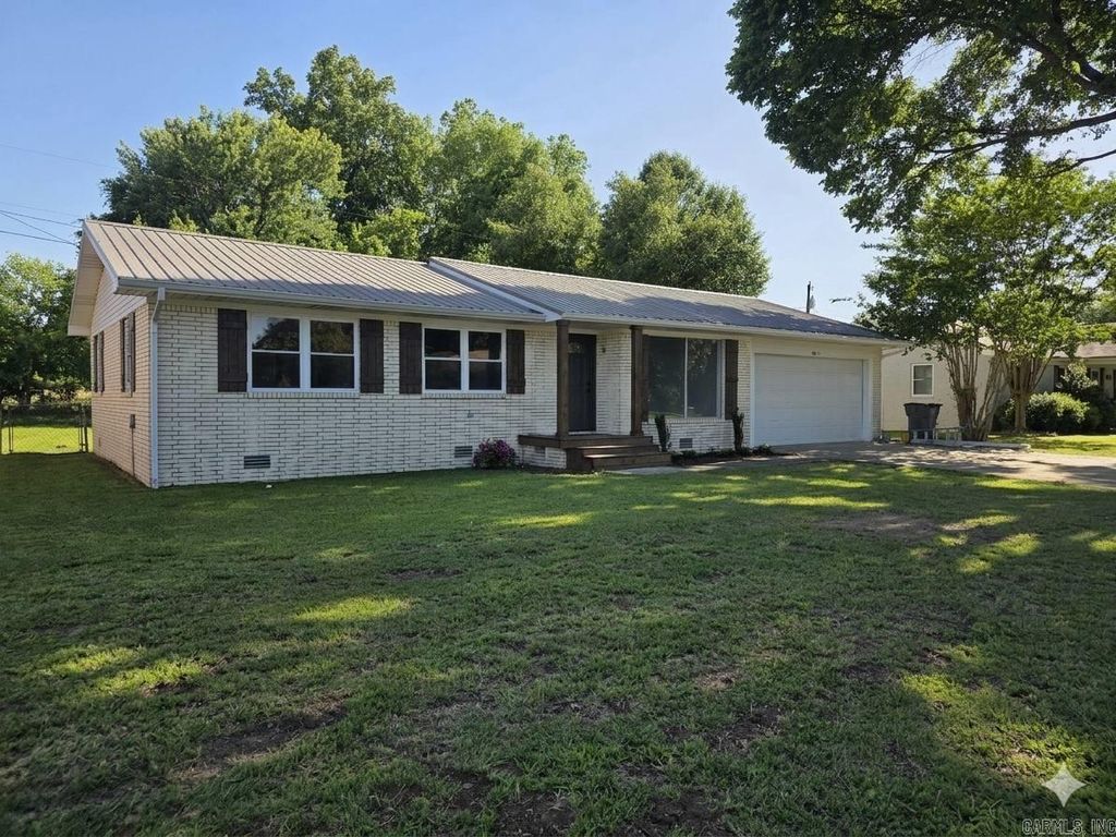 38A SUNDALE Circle, Paragould, AR 72450