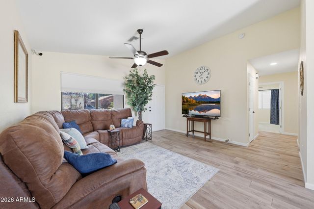 3182 W Williams Drive, Phoenix, AZ 85027