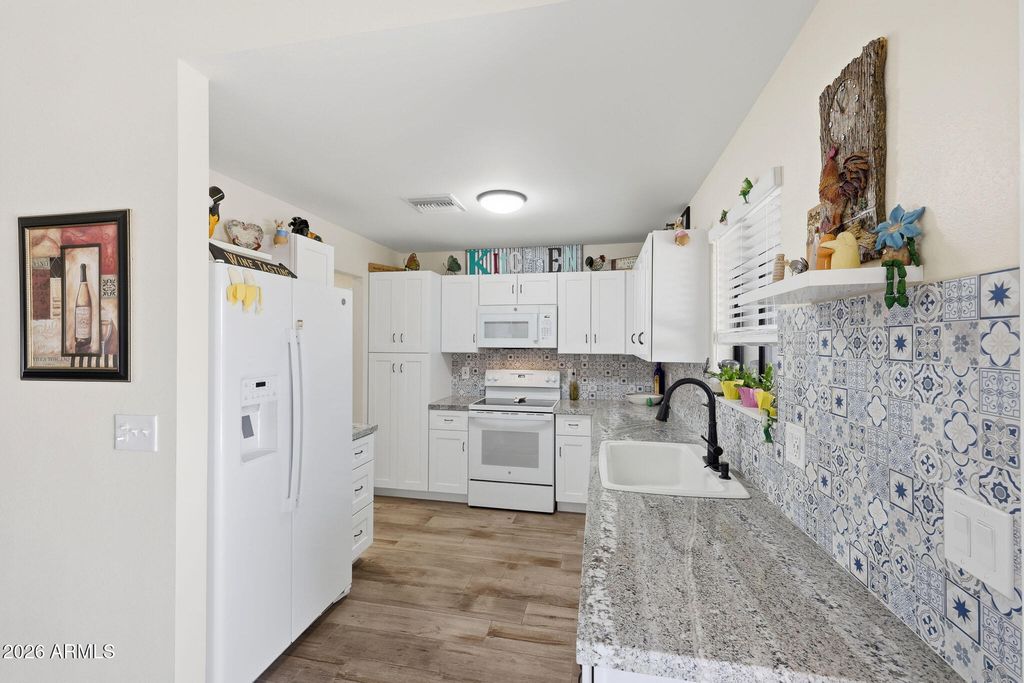 3182 W Williams Drive, Phoenix, AZ 85027 — photo 2