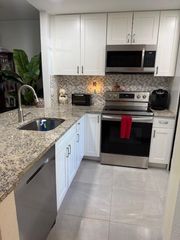 3060 Holiday Springs Blvd 106, Margate, FL 33063