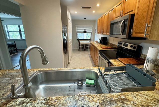 3007 SW 21st Terrace, Delray Beach, FL 33445