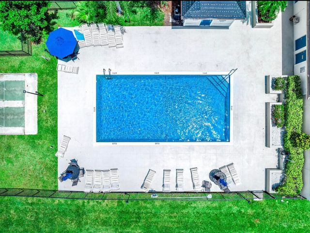 3007 SW 21st Terrace, Delray Beach, FL 33445