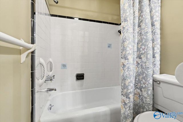 626 Mountain Gap Drive SE, Huntsville, AL 35803