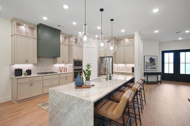 17710 Flagstone Way, Conroe, TX 77306