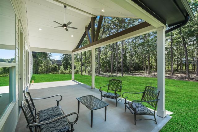 17710 Flagstone Way, Conroe, TX 77306