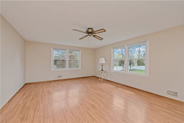 87 Bru Mar Drive, Gates, NY 14606