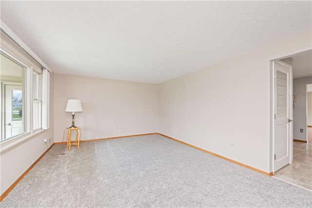 87 Bru Mar Drive, Gates, NY 14606