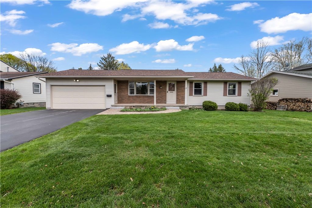 87 Bru Mar Drive, Gates, NY 14606