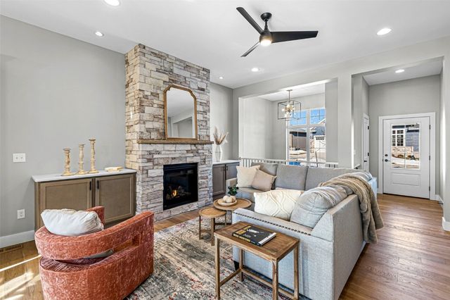 364 Hidden Ridge Drive, Coralville, IA 52241