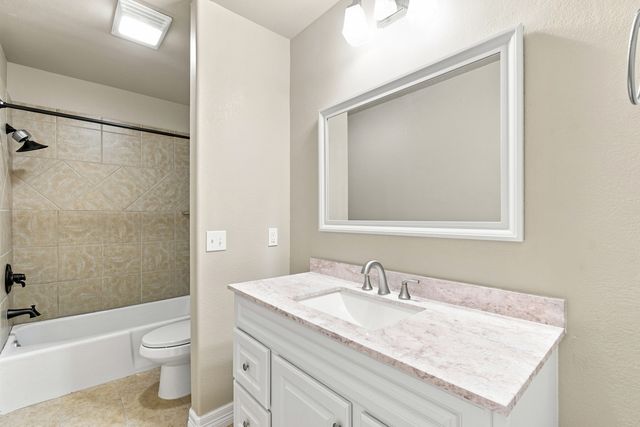2317 W Nashville Court, Broken Arrow, OK 74012