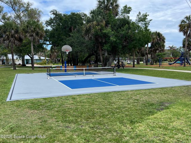 320 Palm Court, Indialantic, FL 32903