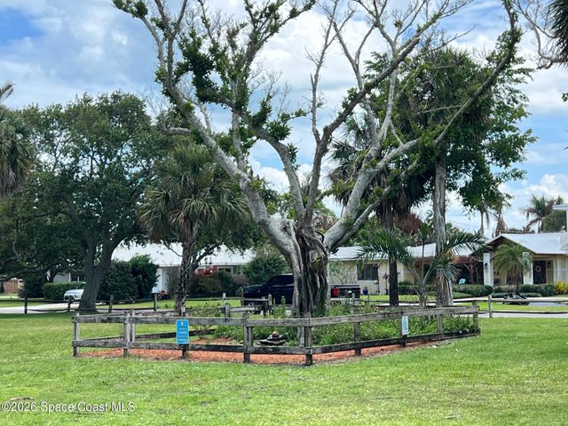320 Palm Court, Indialantic, FL 32903
