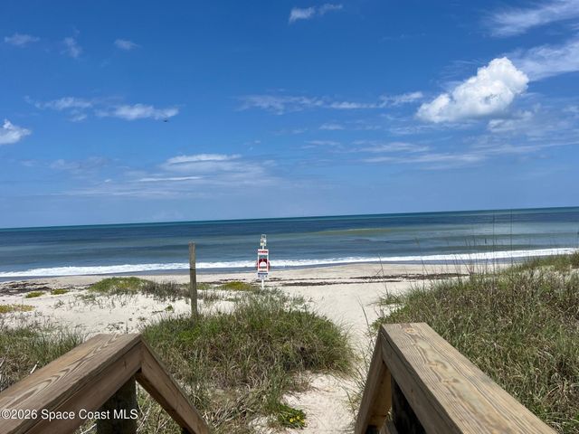 320 Palm Court, Indialantic, FL 32903