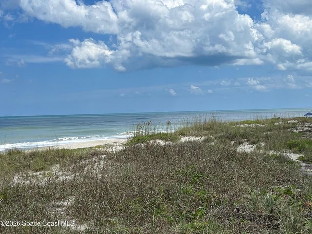 320 Palm Court, Indialantic, FL 32903
