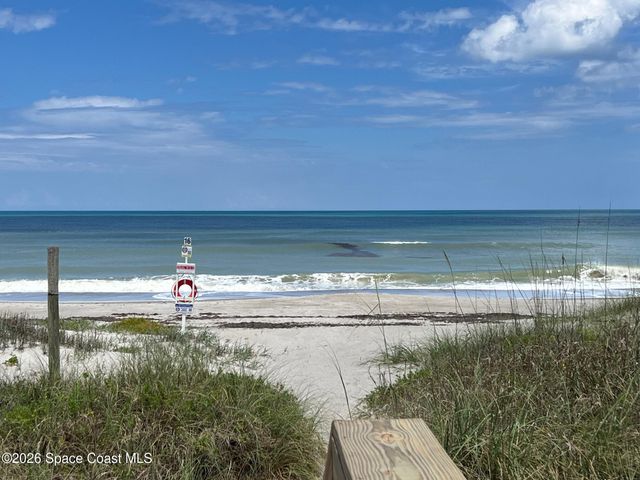 320 Palm Court, Indialantic, FL 32903