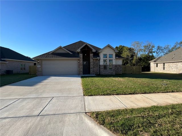 2515 Westbrook Loop, Pea Ridge, AR 72751