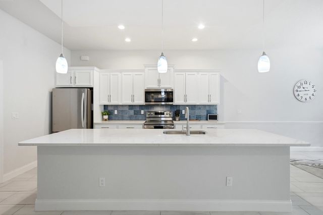 24 Spring St, Palm Coast, FL 32164