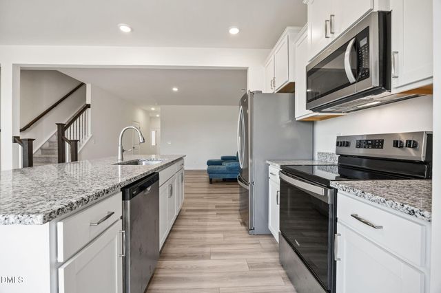 685 Leland Hill Circle, Zebulon, NC 27597