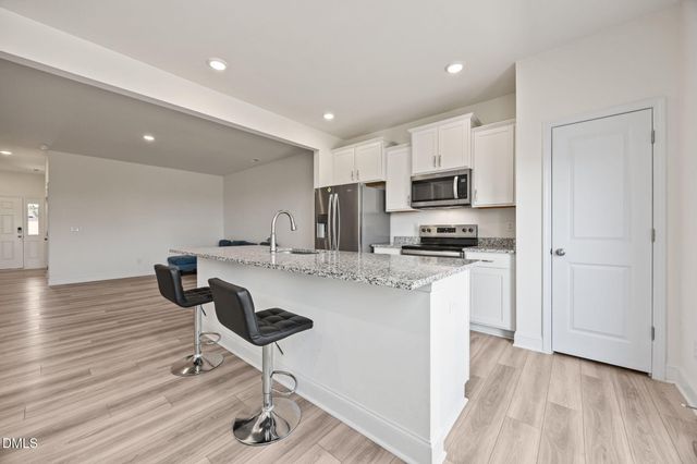 685 Leland Hill Circle, Zebulon, NC 27597