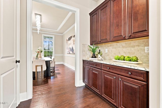 2841 Flora Oaks Way, Apex, NC 27523