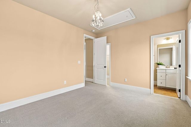 2841 Flora Oaks Way, Apex, NC 27523