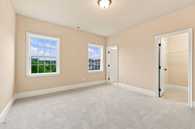 2841 Flora Oaks Way, Apex, NC 27523
