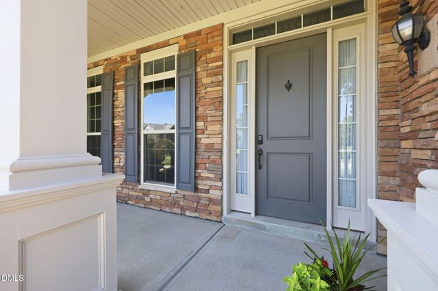 2841 Flora Oaks Way, Apex, NC 27523