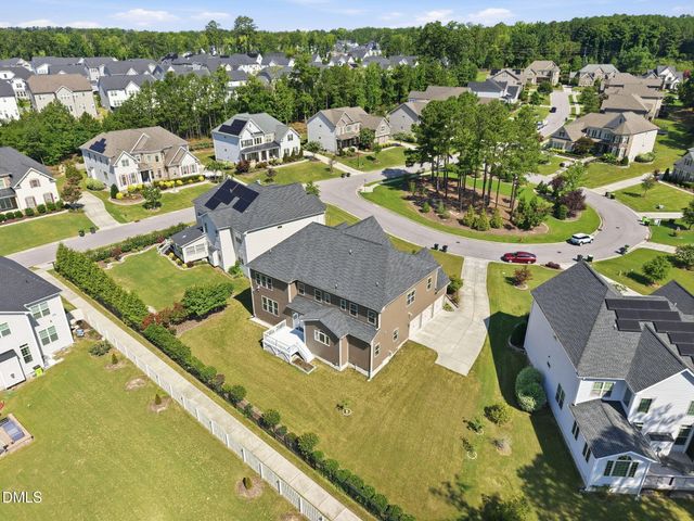 2841 Flora Oaks Way, Apex, NC 27523