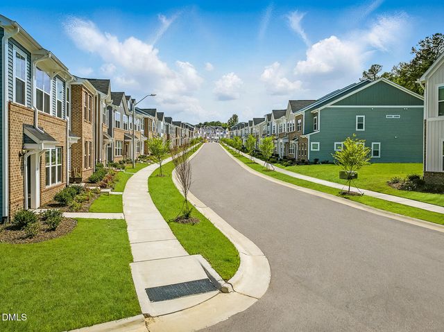 127 Wood Aster Way 297, Garner, NC 27529