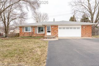 25738 Beck Road, Novi, MI 48374