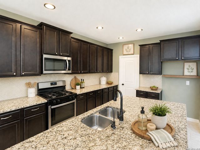 3206 Genting, New Braunfels, TX 78130