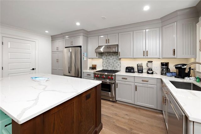 1626 Bruce Drive, St. Simons Island, GA 31522
